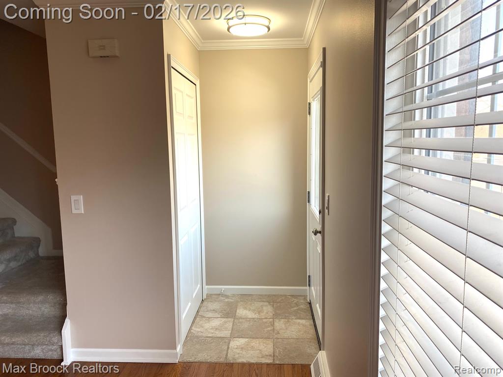 4815 Mansfield Avenue, Royal Oak, MI 48073 — Photo 12