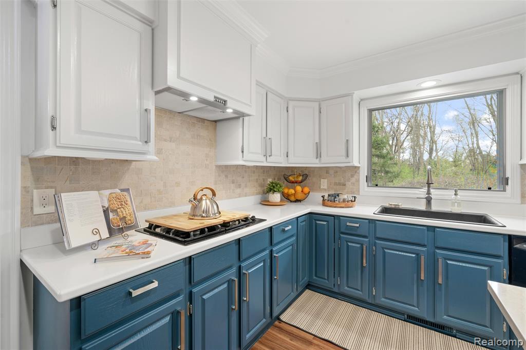 46611 Darwood Court, Plymouth, MI 48170 — Photo 36