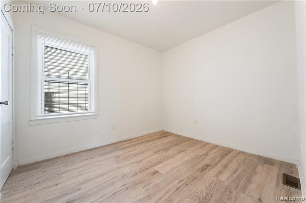 17196 Shields Street, Hamtramck, MI 48212 — Photo 10