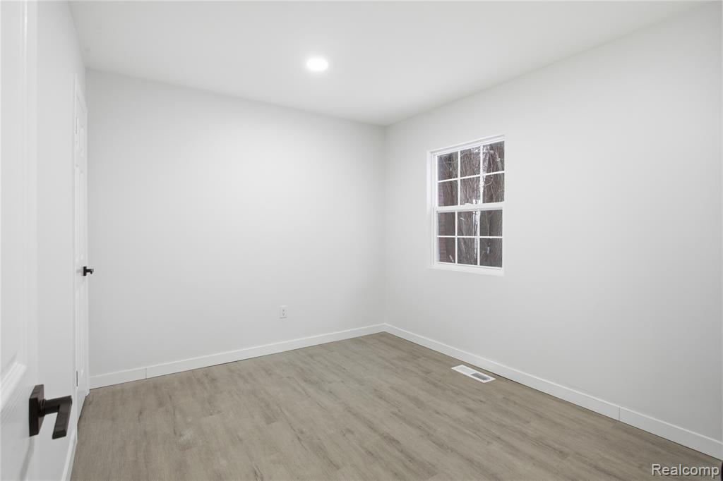 15103 Cheyenne Street, Detroit, MI 48227 — Photo 16