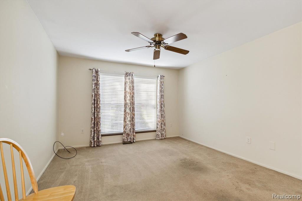 39809 VILLAGE WOOD Lane, Novi, MI — Photo 5