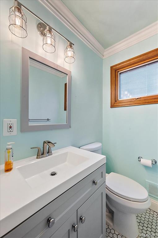 40649 Rinaldi Drive, Sterling Heights, MI 48313 — Photo 24