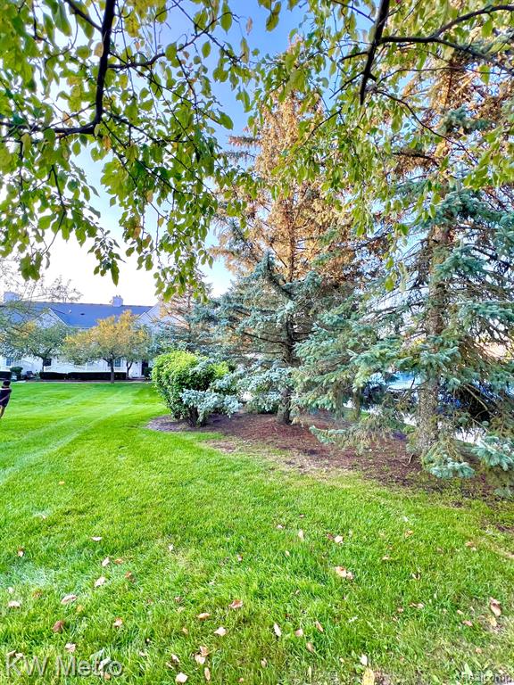 22277 ATLANTIC POINTE, Farmington Hills, MI 48336 — Photo 31