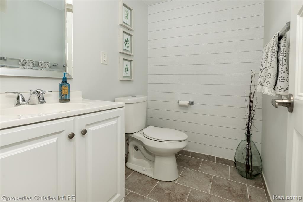 508 Marlin Avenue, Royal Oak, MI 48067 — Photo 38