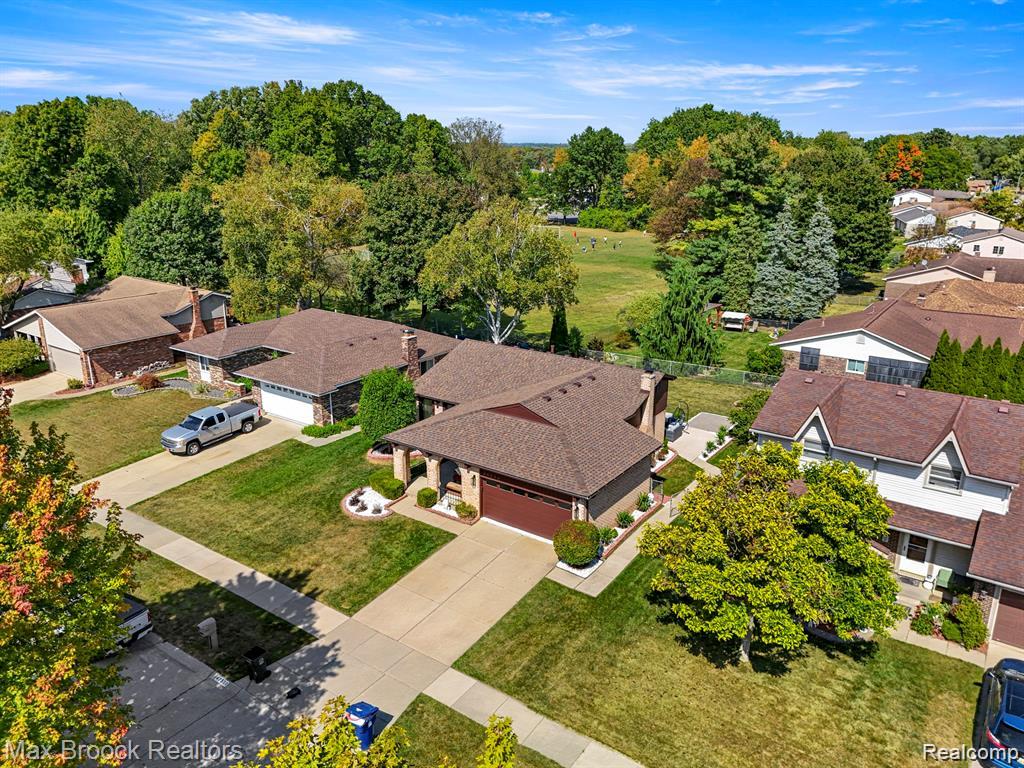 43530 Westminister Way, Canton, MI 48187 — Photo 2