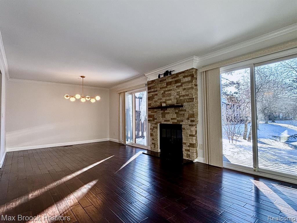 5238 BRETT, West Bloomfield, MI — Photo 12