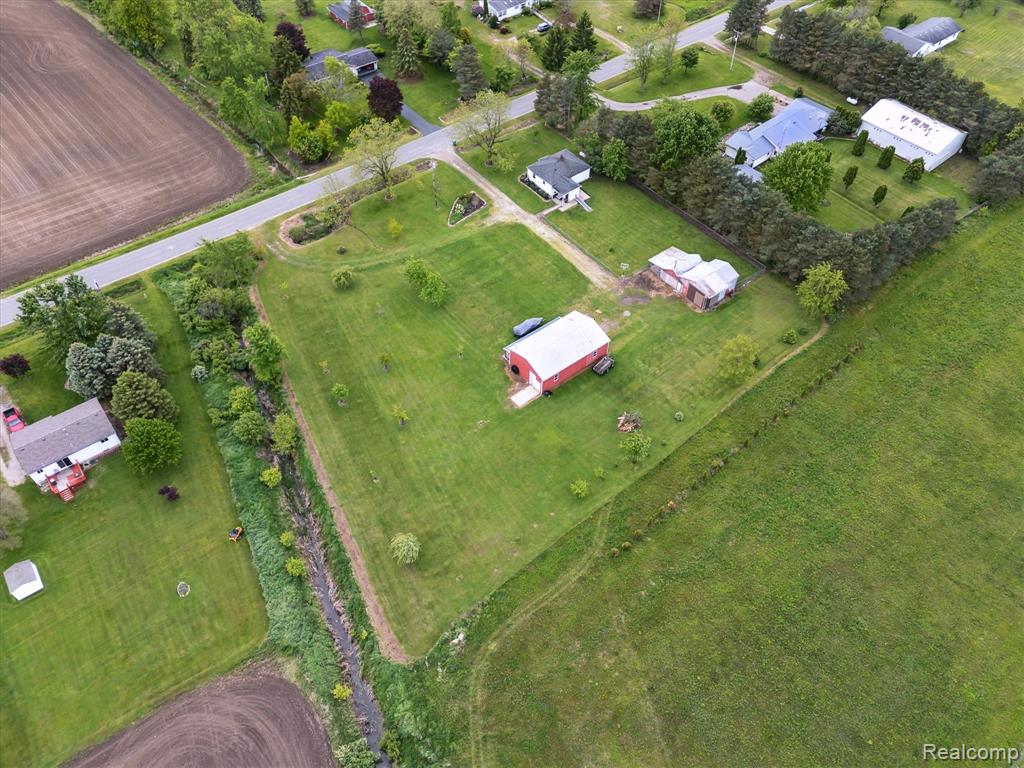 10605 Wilkinson Road, Lennon Vlg, MI 48449 — Photo 39