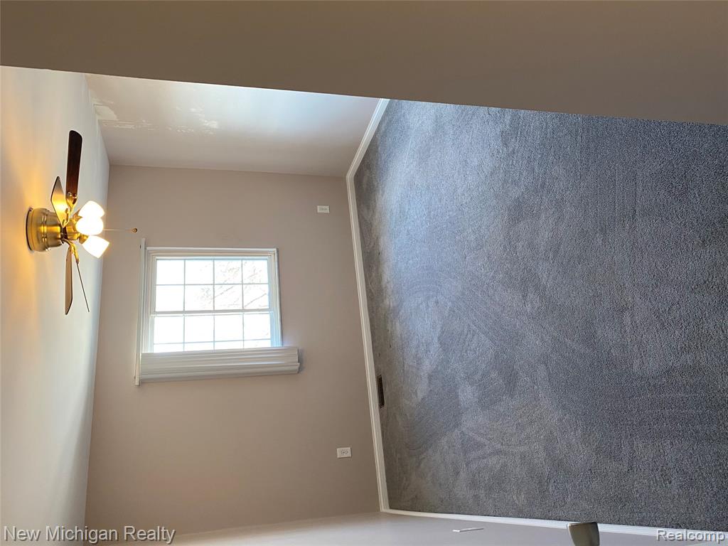 6157 ORCHARD LAKE RD APT 201, West Bloomfield, MI — Photo 18