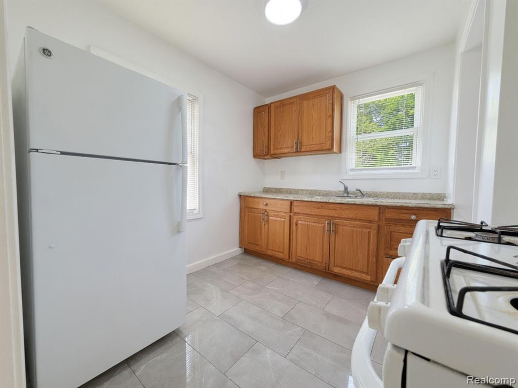 7746 Rosemont Avenue, Detroit, MI 48228 — Photo 7