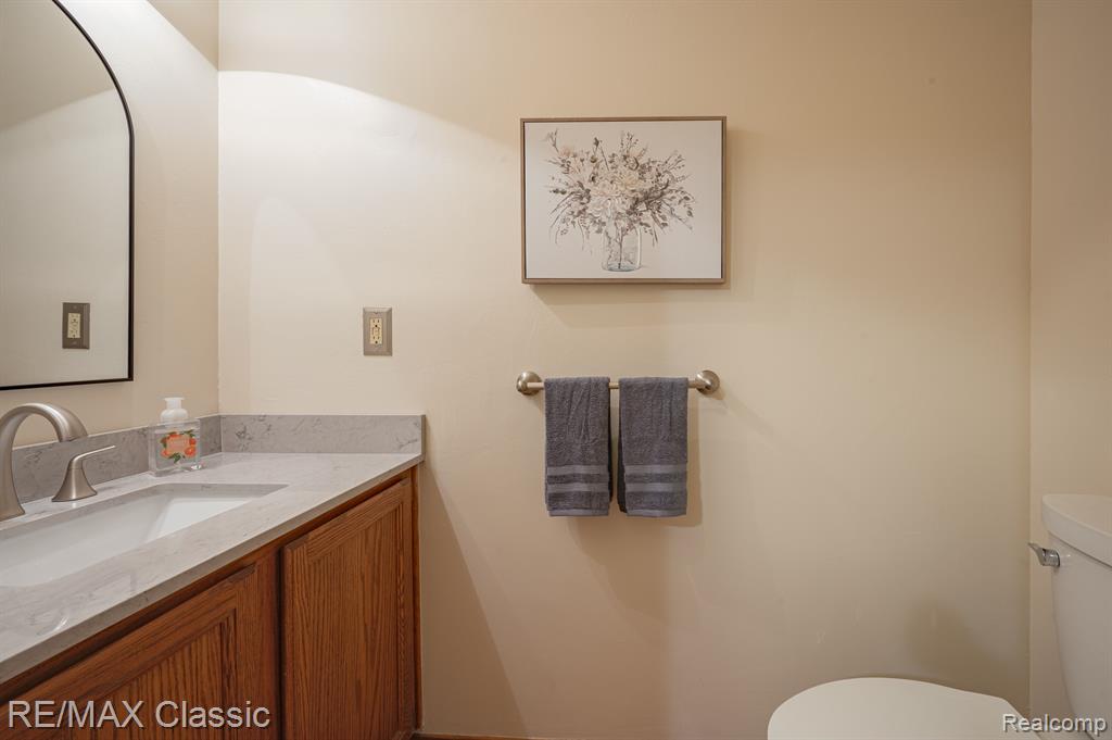 25884 BUCKMINSTER Drive, Novi, MI — Photo 13