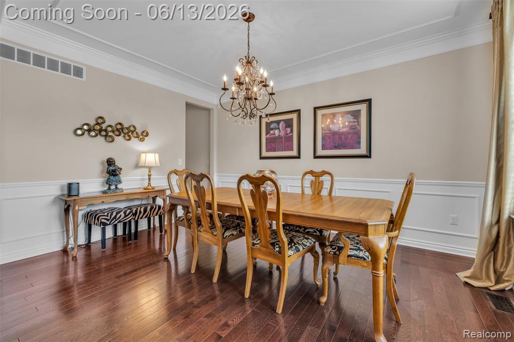 23719 Stoneleigh Drive, South Lyon, MI 48178 — Photo 12