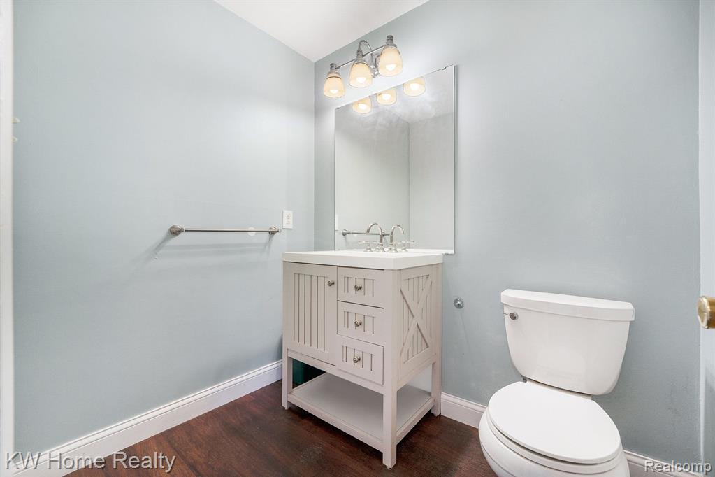 47247 BARTLETT Drive, Canton, MI 48187 — Photo 23