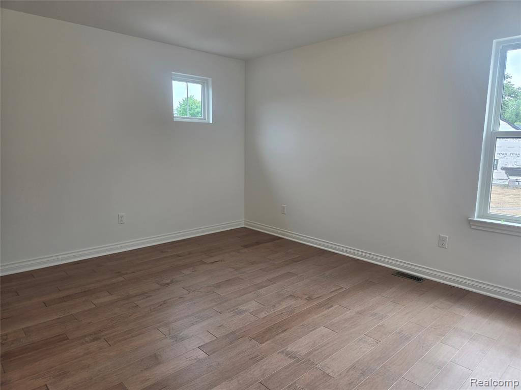 60671 TOWN SQUARE Street, New Hudson, MI 48165 — Photo 37