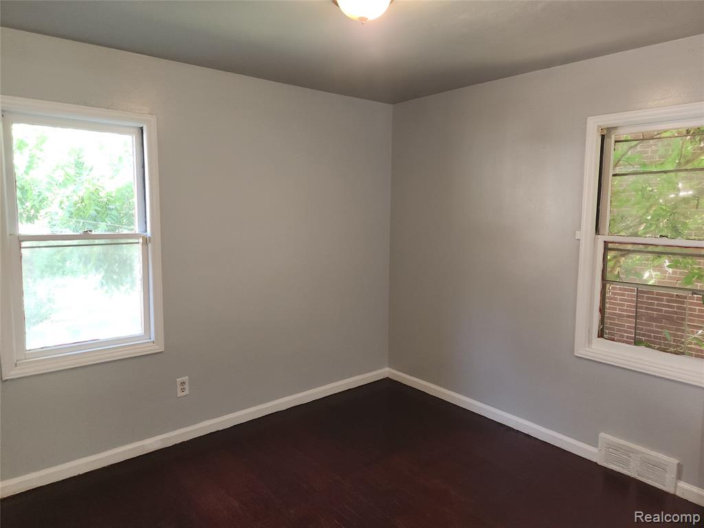 8210 Meyers Road, Detroit, MI 48228 — Photo 3