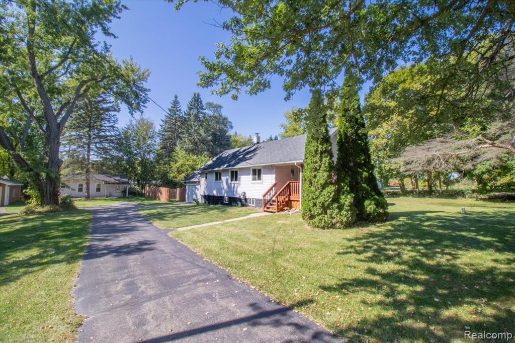 6087 N Irish Road, Davison, MI 48423 — Photo 33