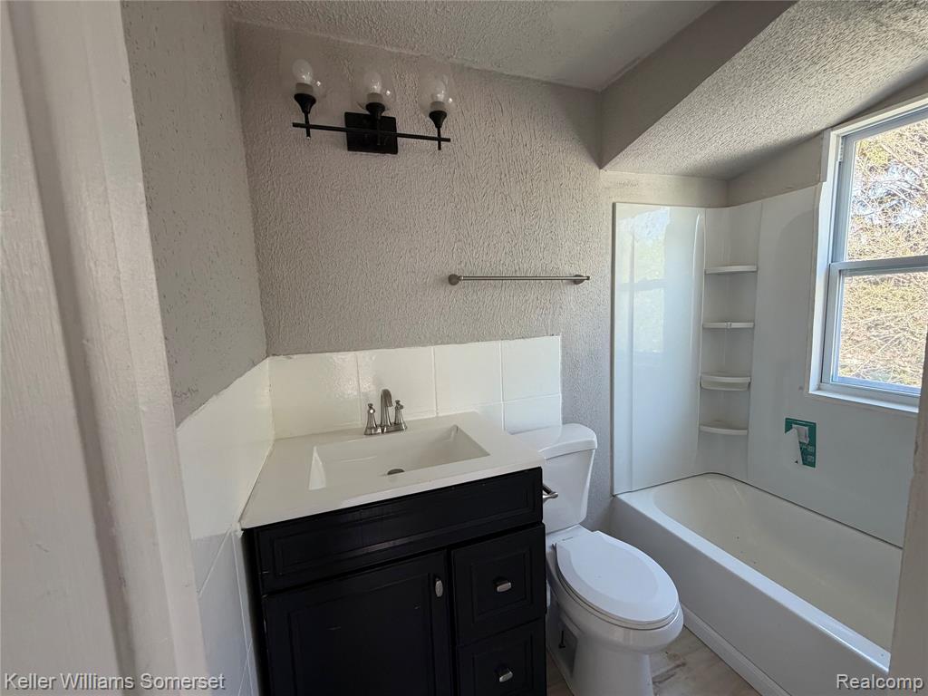 12930 Hayes Street, Detroit, MI 48205 — Photo 29