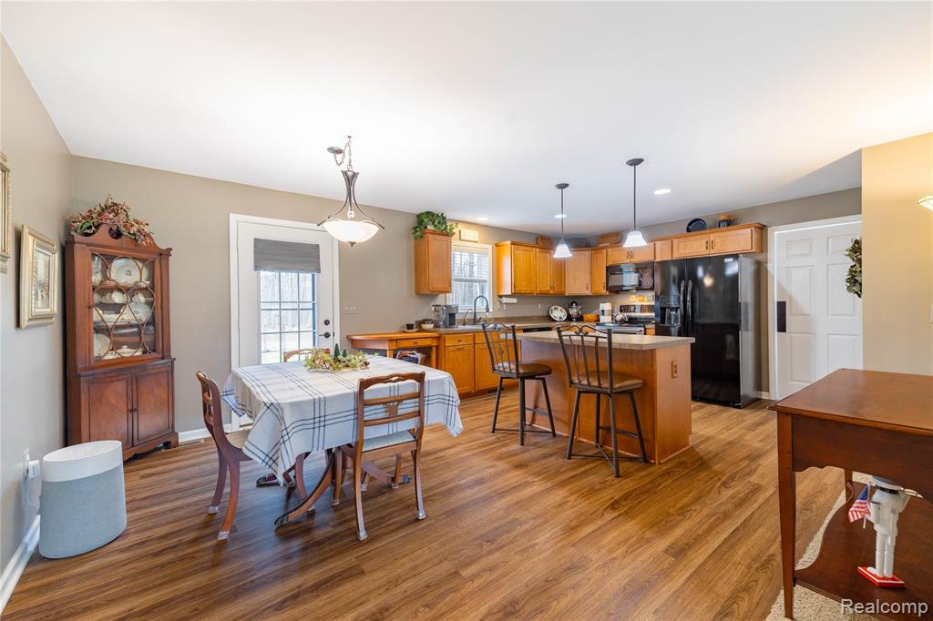 40880 Willis Road, Belleville, MI 48111 — Photo 10