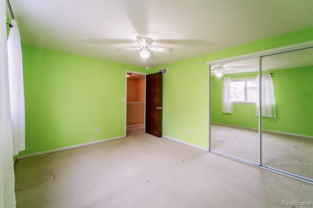 5809 HUNTINGTON Drive, Ypsilanti, MI 48197 — Photo 25