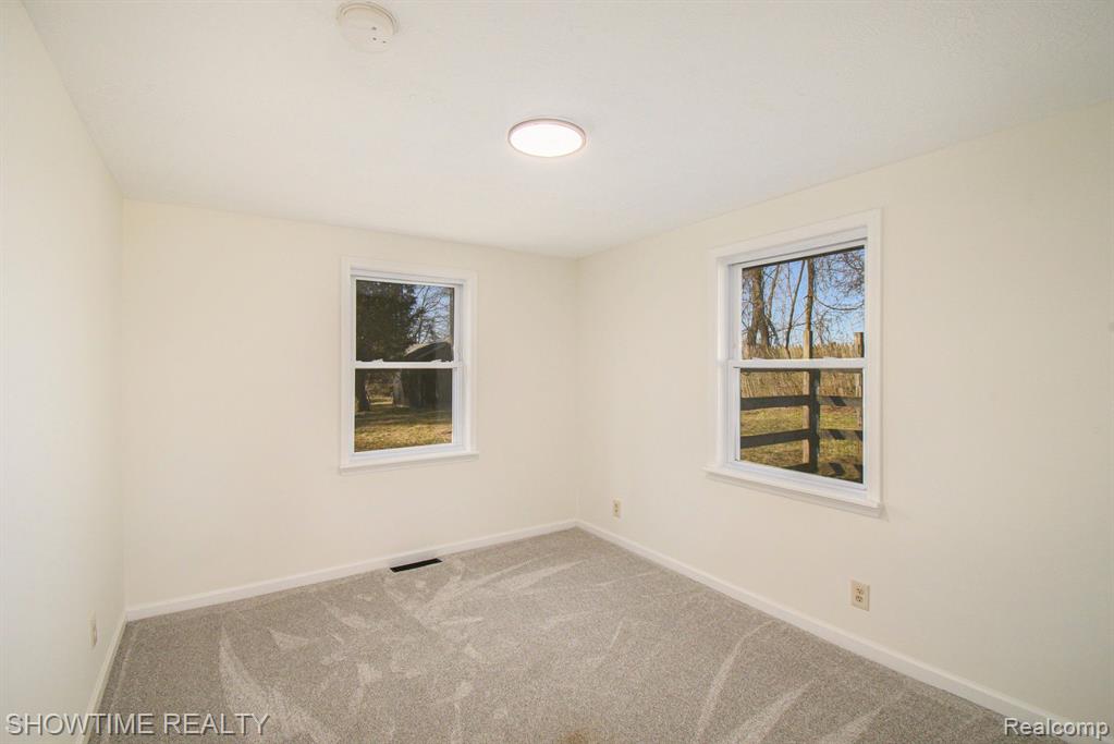 2055 SANDHILL Road, Mason, MI 48854 — Photo 10