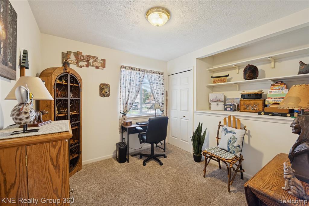 618 Bluebird Lane, Pinckney, MI 48169 — Photo 25