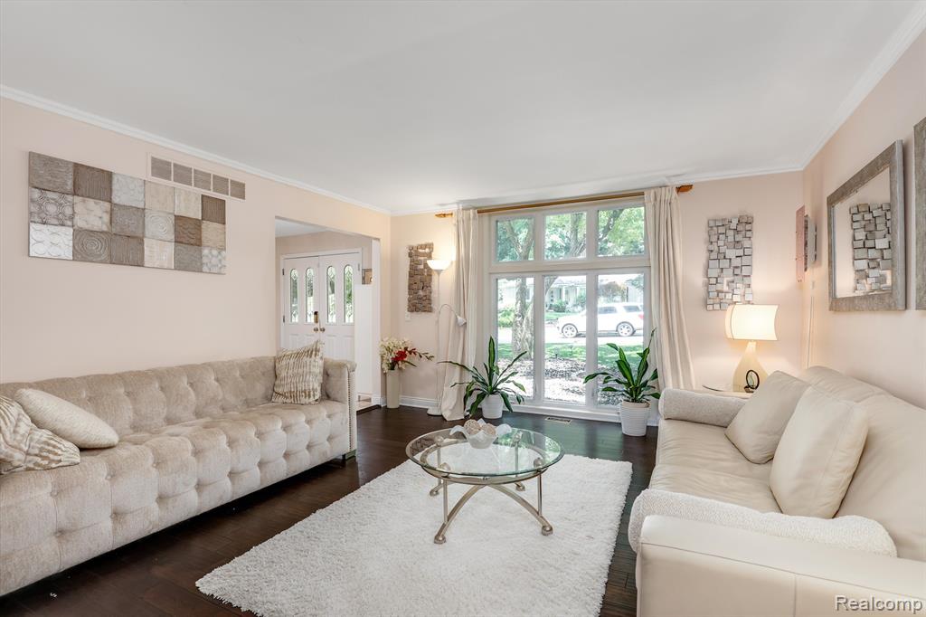 42063 Crestview Circle, Northville, MI 48168 — Photo 10