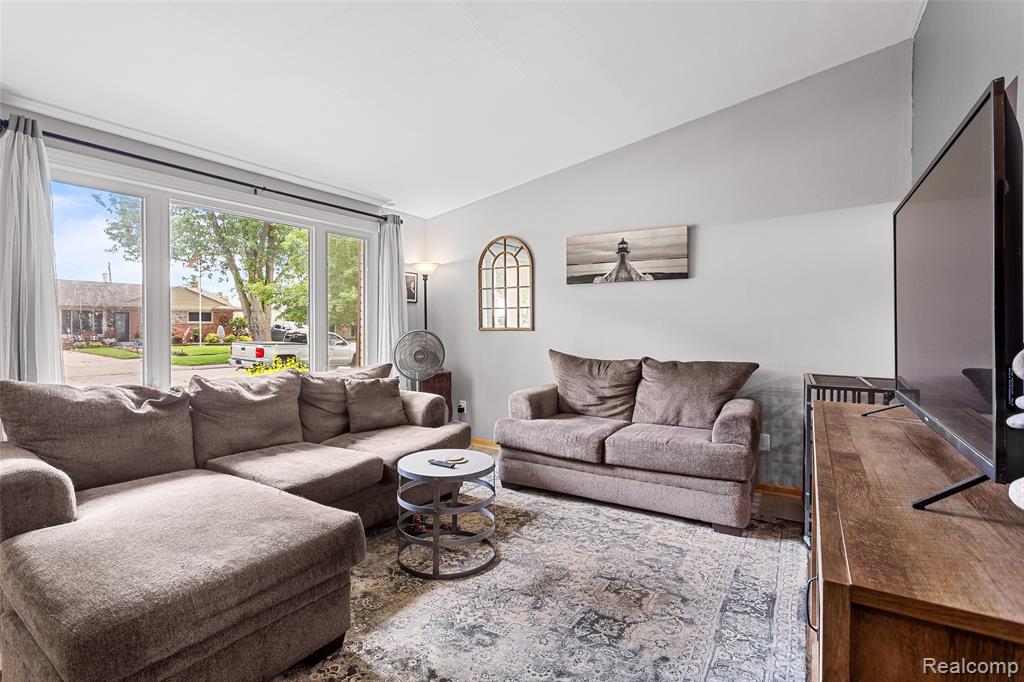 9428 Elm Street, Taylor, MI 48180 — Photo 15