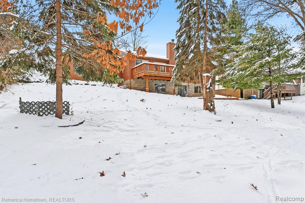 8930 Twin Lakes Drive, White Lake, MI — Photo 35