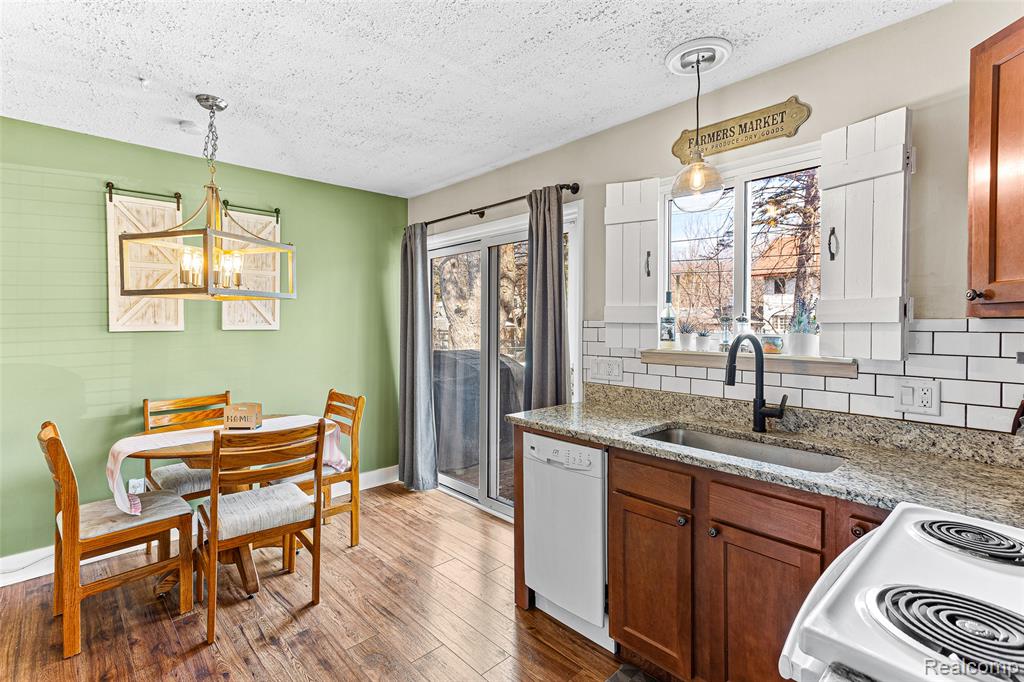 37137 Jefferson Avenue, MI — Photo 20