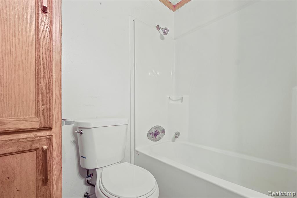 101 Stevens Street, Highland Park, MI 48203 — Photo 13