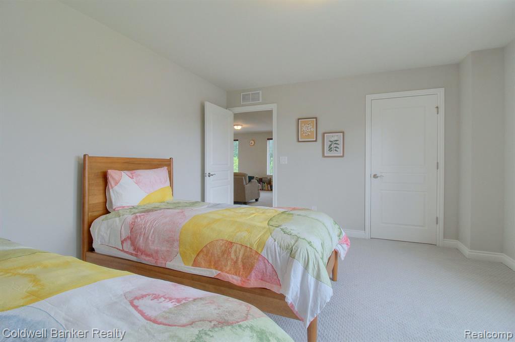 44298 BILLINGS Drive, Novi, MI 48377 — Photo 31