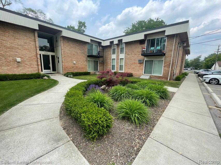 4190 Rochester Road, Royal Oak, MI 48073 — Photo 11