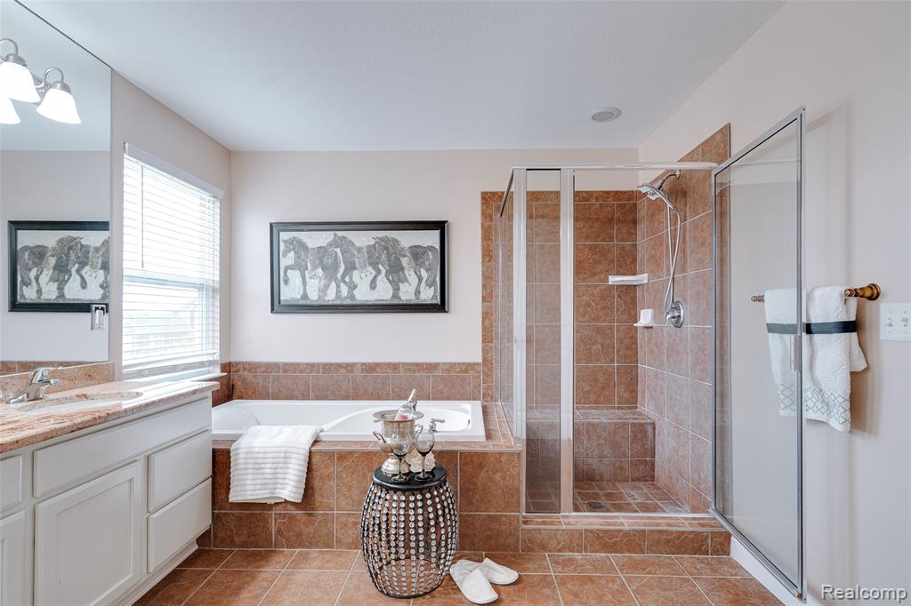 51921 Red Cedar ct, South Lyon, MI 48178 — Photo 48