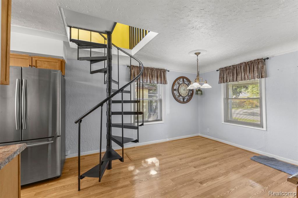 5101 CLIPPERT Street, Dearborn Heights, MI 48125 — Photo 4