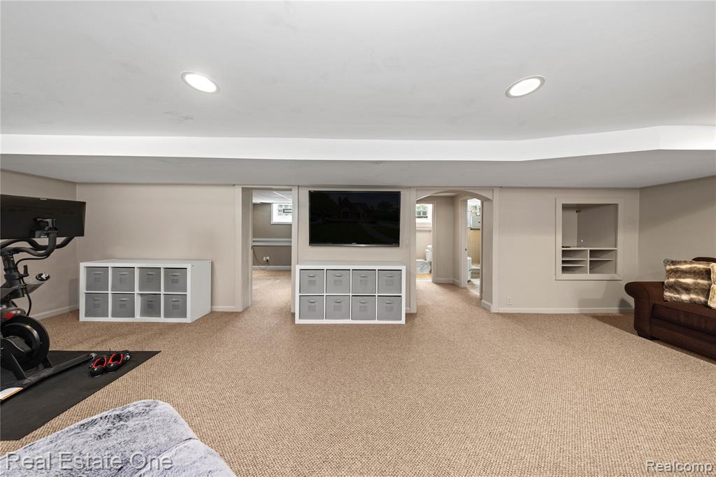 8124 Huntington Road, Huntington Woods, MI — Photo 38