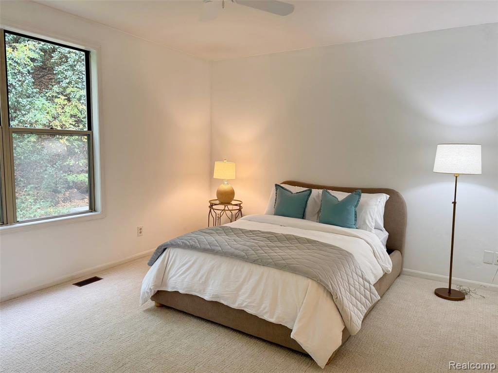 484 Newburne Pointe, 36, Bloomfield Hills, MI 48304 — Photo 12