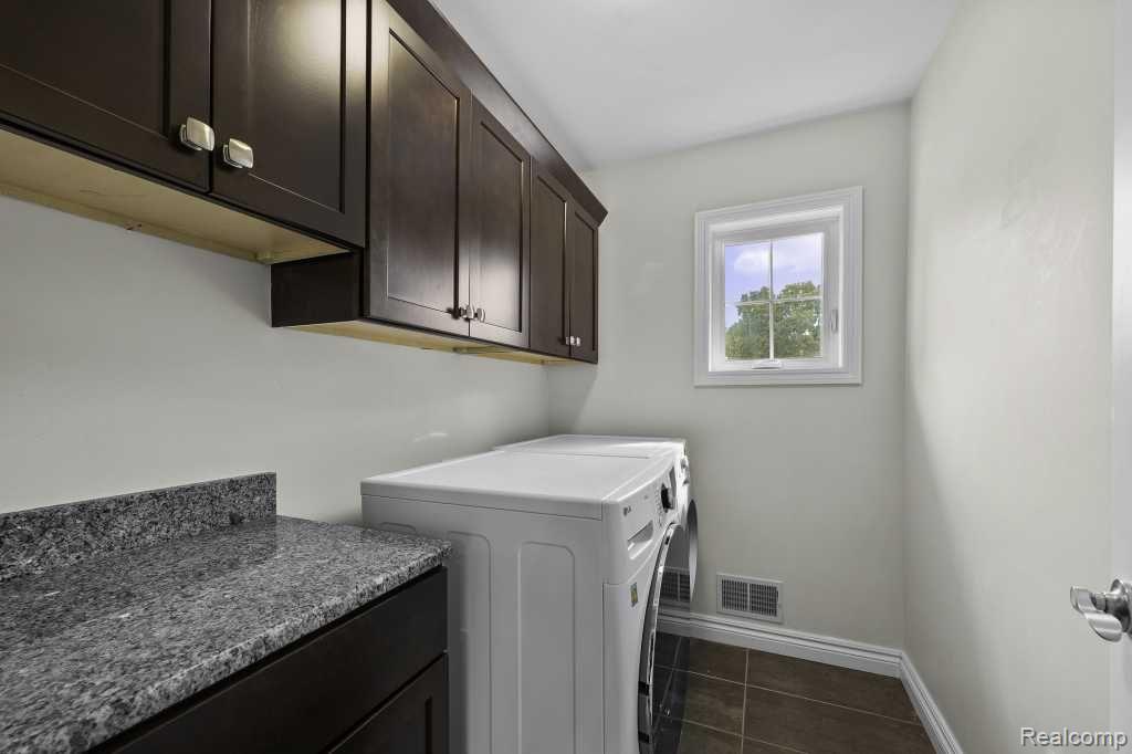 520 SIMON, Royal Oak, MI 48067 — Photo 25