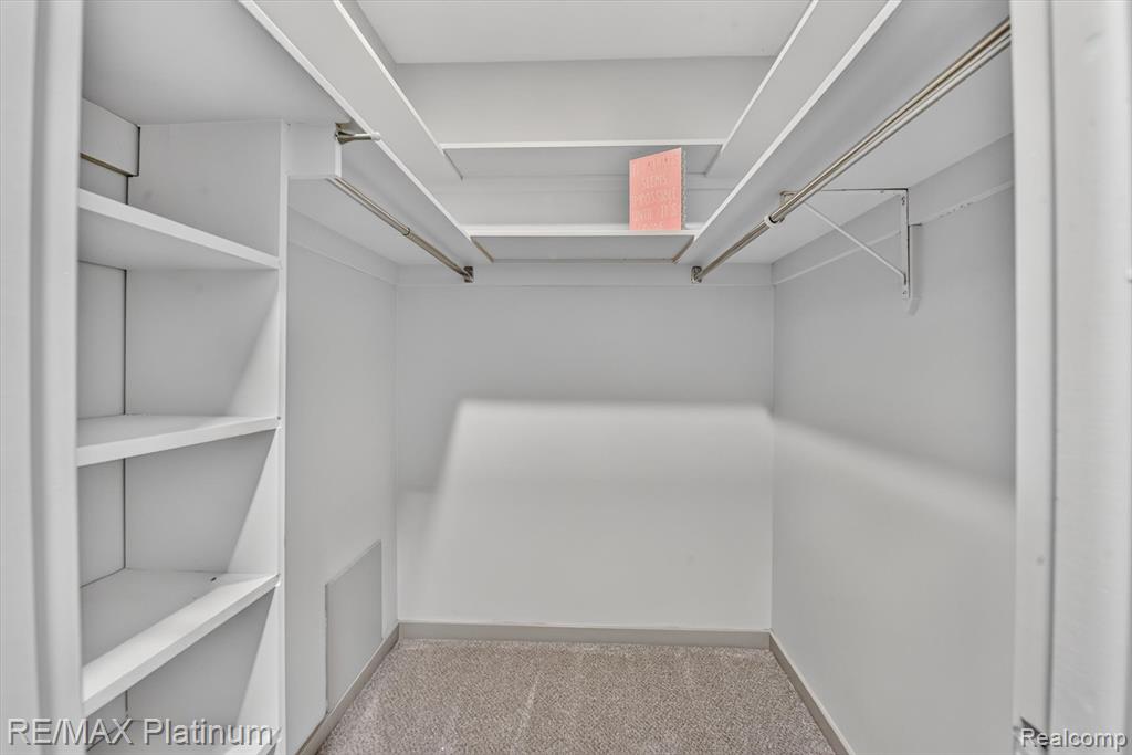 32 Haverhill Court, Ann Arbor, MI 48105 — Photo 19