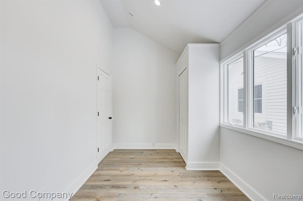 16309 Kirkshire Avenue, Beverly Hills, MI 48025 — Photo 29