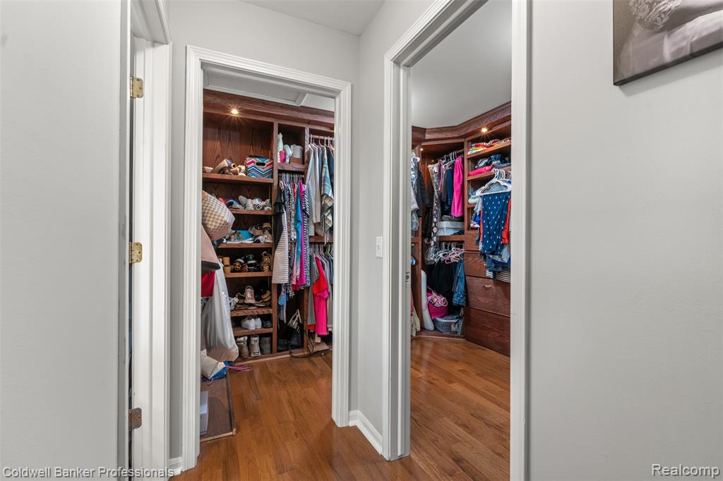 46969 Glastonbury Drive, Canton, MI 48188 — Photo 31