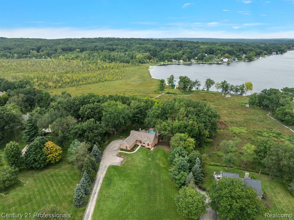 12120 SHAFFER Road, Davisburg, MI 48350 — Photo 88