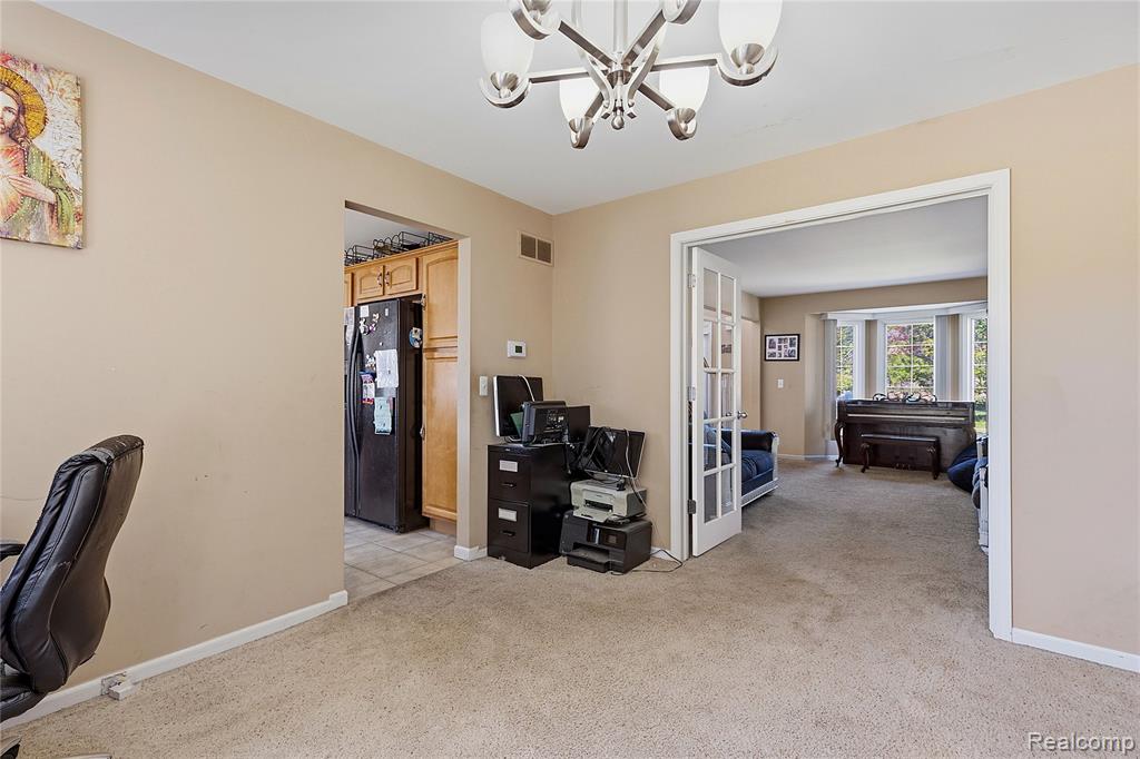 50426 Chief Drive, Macomb, MI 48044 — Photo 7