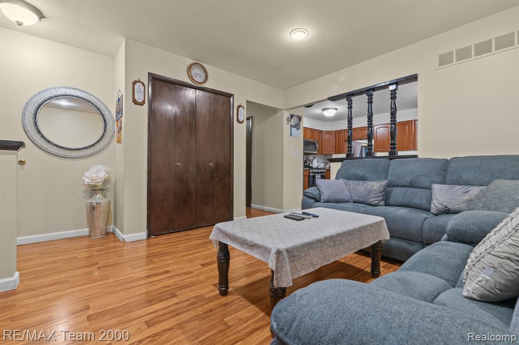 40220 Walter Drive, Sterling Heights, MI 48310 — Photo 6