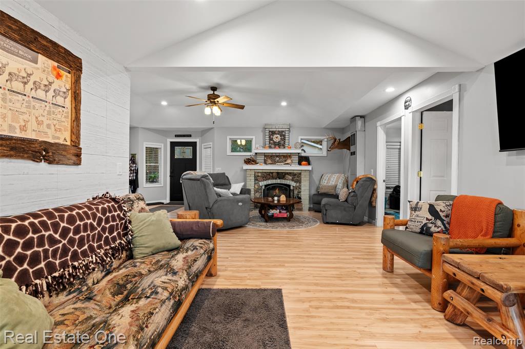 267 Springer Lane, Attica, MI 48412 — Photo 5