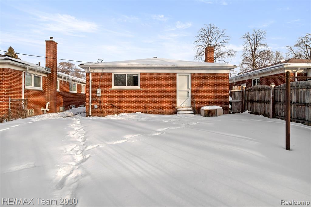 20295 Huntington Road, Detroit, MI 48219 — Photo 35