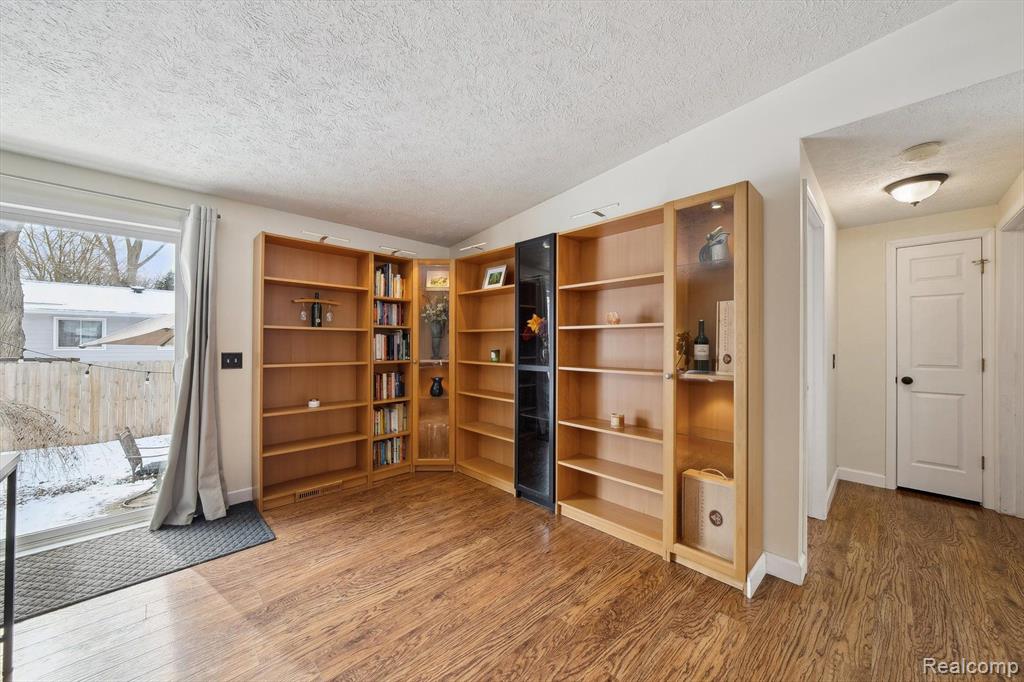 248 Beachway Street, Whitmore Lake, MI 48189 — Photo 12