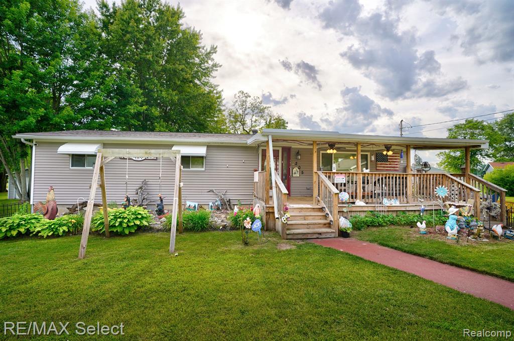 205 N Jefferson Street, Otisville, MI 48463 — Photo 10
