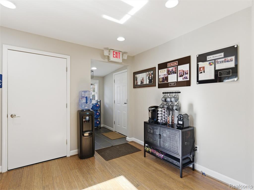 928 E 11 Mile Road, Royal Oak, MI 48067 — Photo 25