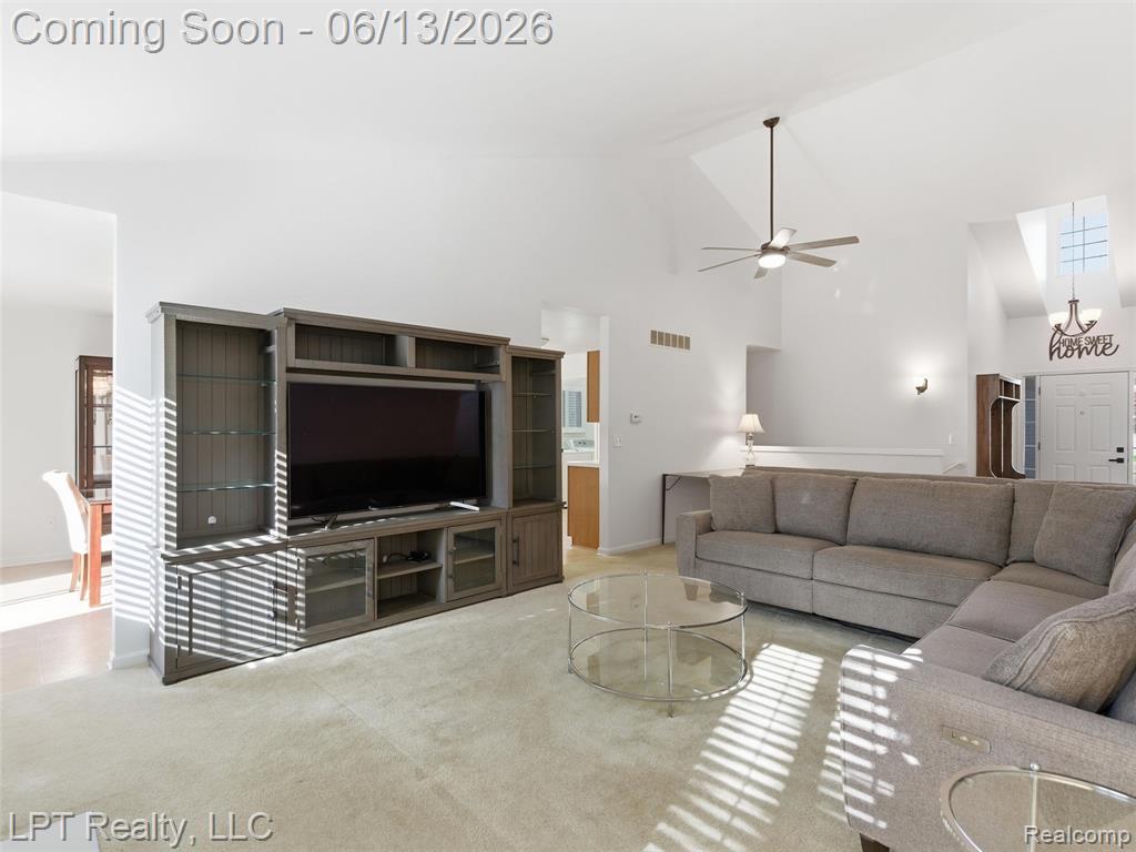 7035 Iris Court, Grand Blanc, MI 48439 — Photo 10
