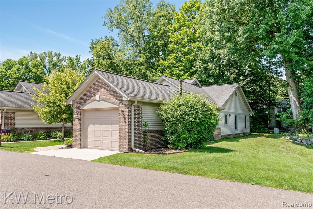 21305 Juniper Court, Farmington Hills, MI 48336 — Photo 3