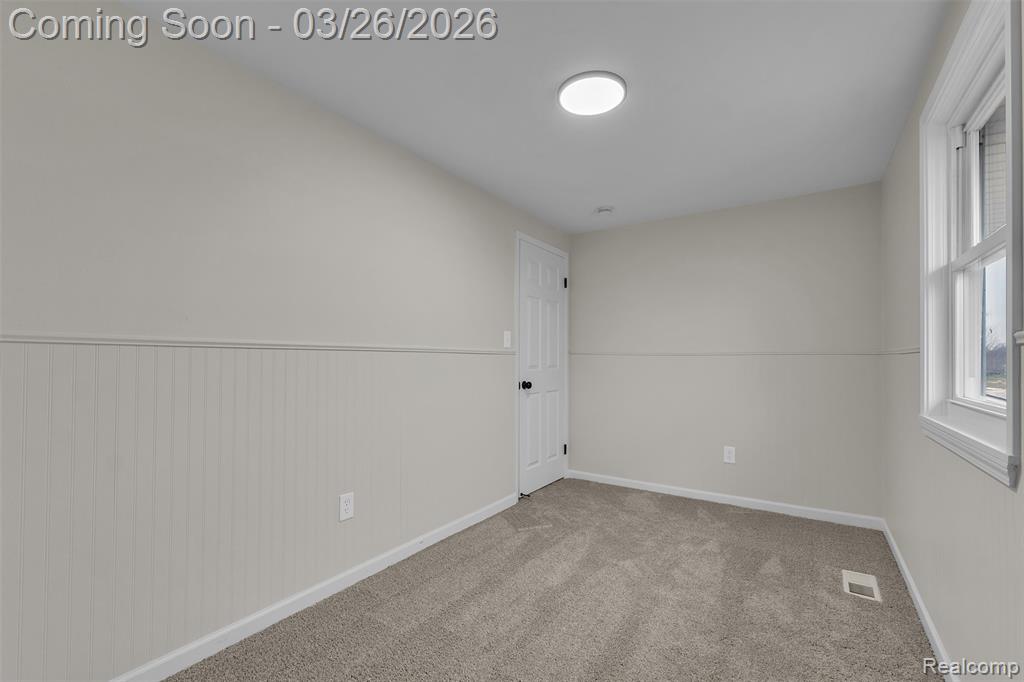 20051 Churchill Avenue, Brownstown, MI 48183 — Photo 33